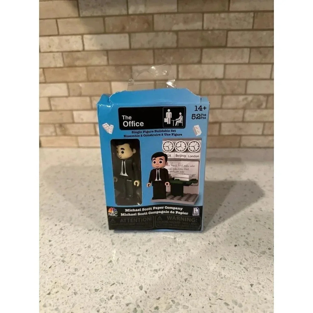 NBC The Office Michael Scott Paper Company 52 Pieces Buildable Set bk